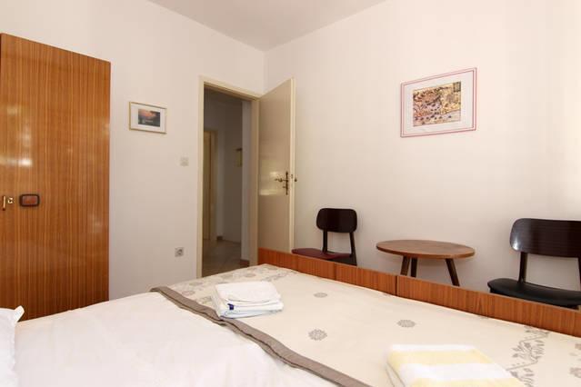 Eco-Apartments With Nice Garden Baška Voda Zewnętrze zdjęcie