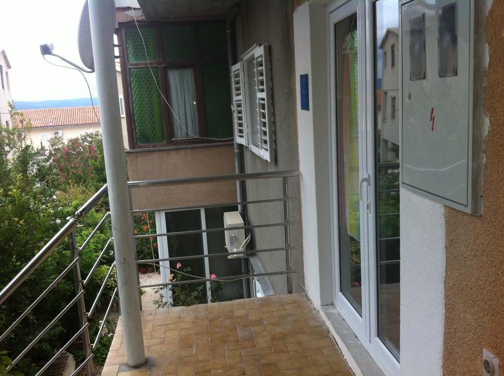 Eco-Apartments With Nice Garden Baška Voda Pokój zdjęcie